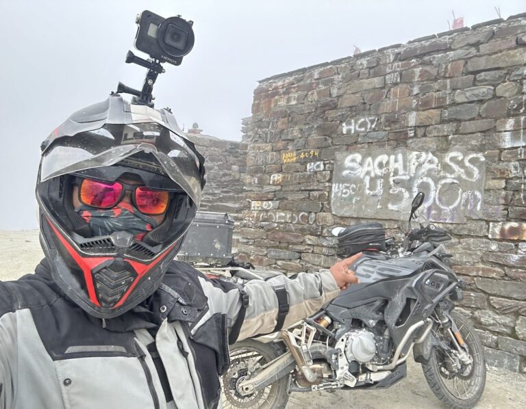 Tour De Sach Pass with BRM Expeditions